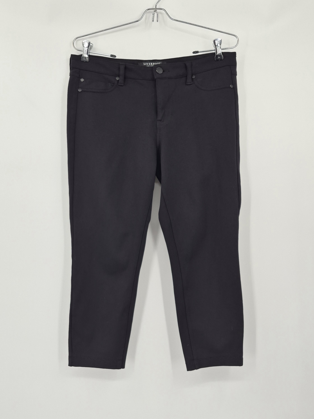 Liverpool Los Angeles Women Black Dress Pants 10 Petites Capris